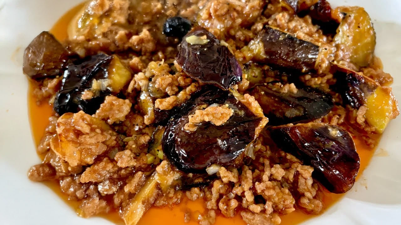 ご飯がススム定番王道中華料理！とろとろジューシー！麻婆なすの作り方